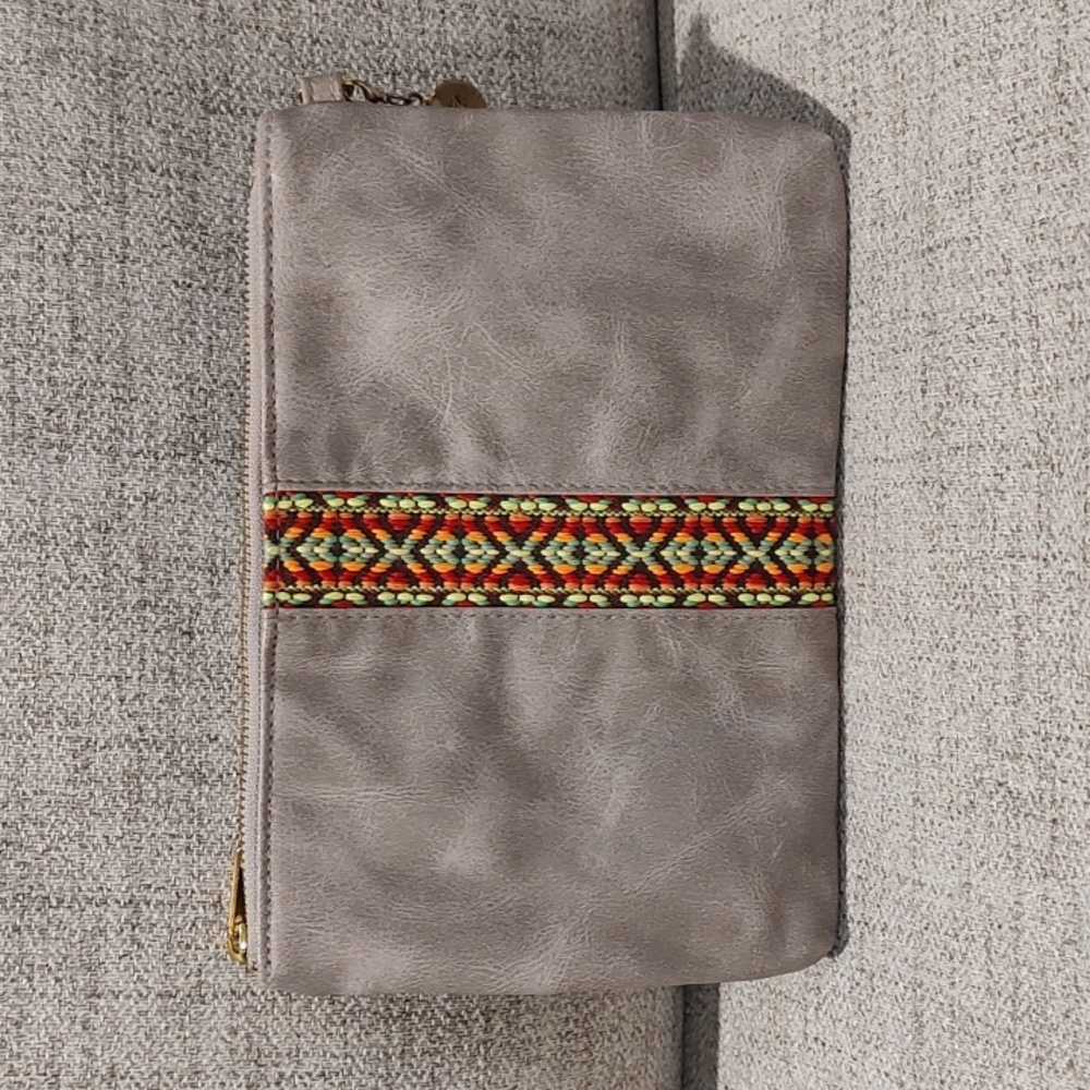 Kim & Zozi Zippered Taupe/Gray Pouch•Used• Marks